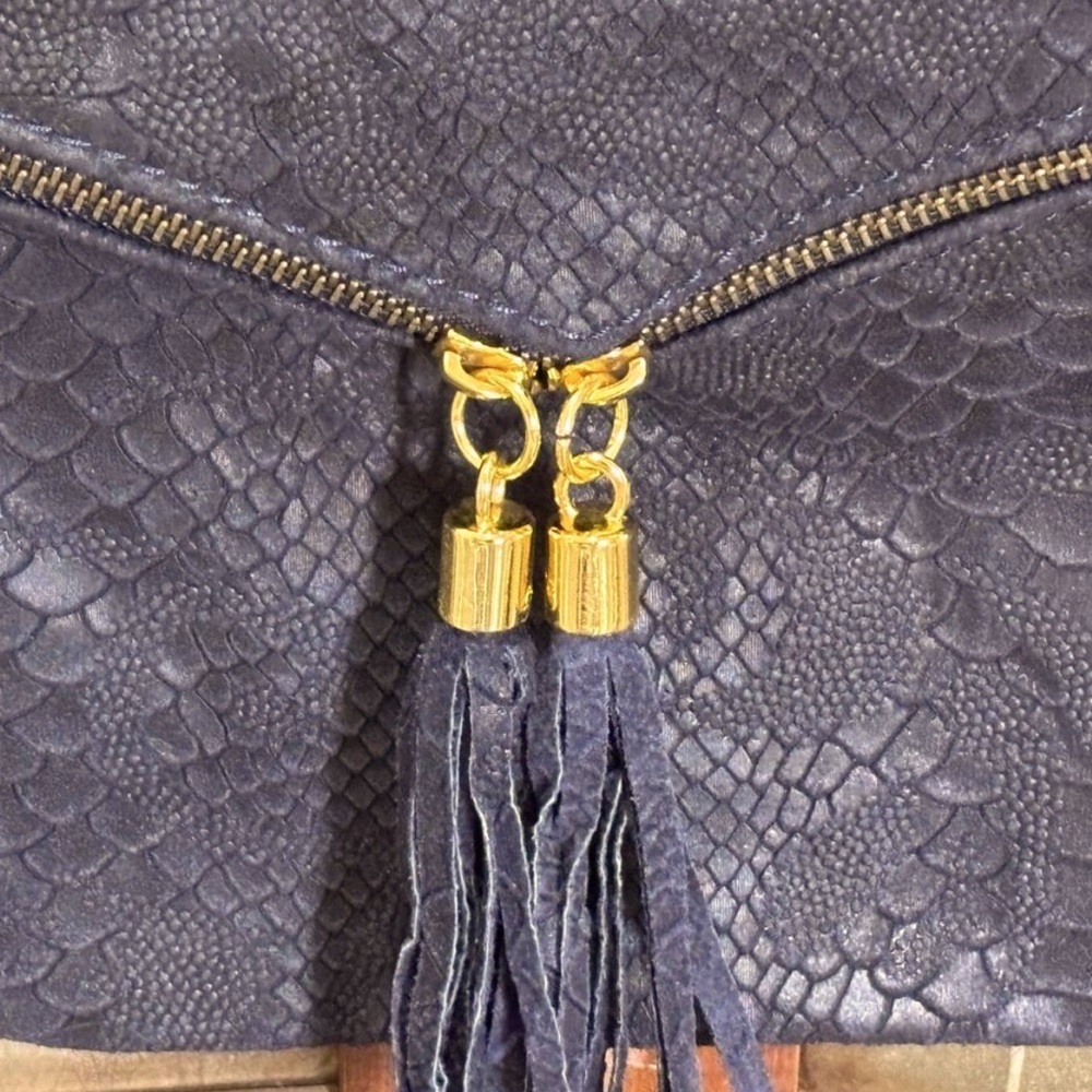 Giulia Massari Florence Envelope Made In Italy Genuine Leather Crossbody Clutch